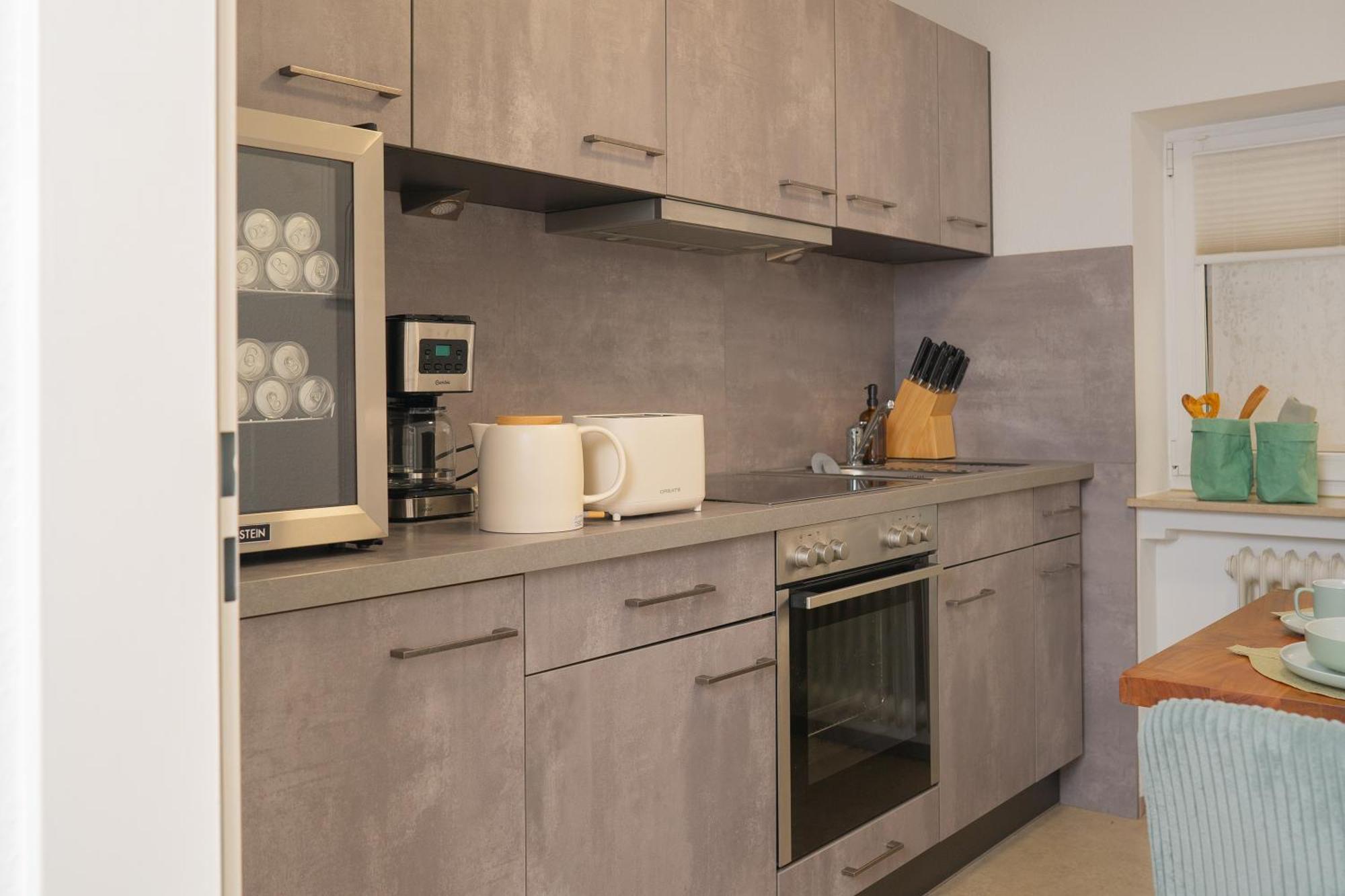 Einzigartiges Scandi Apartment - Innenstadt Mit Parkplatz, Balkon & Wlan - Perfekt Fuer Radfahrer Riedlingen Bagian luar foto